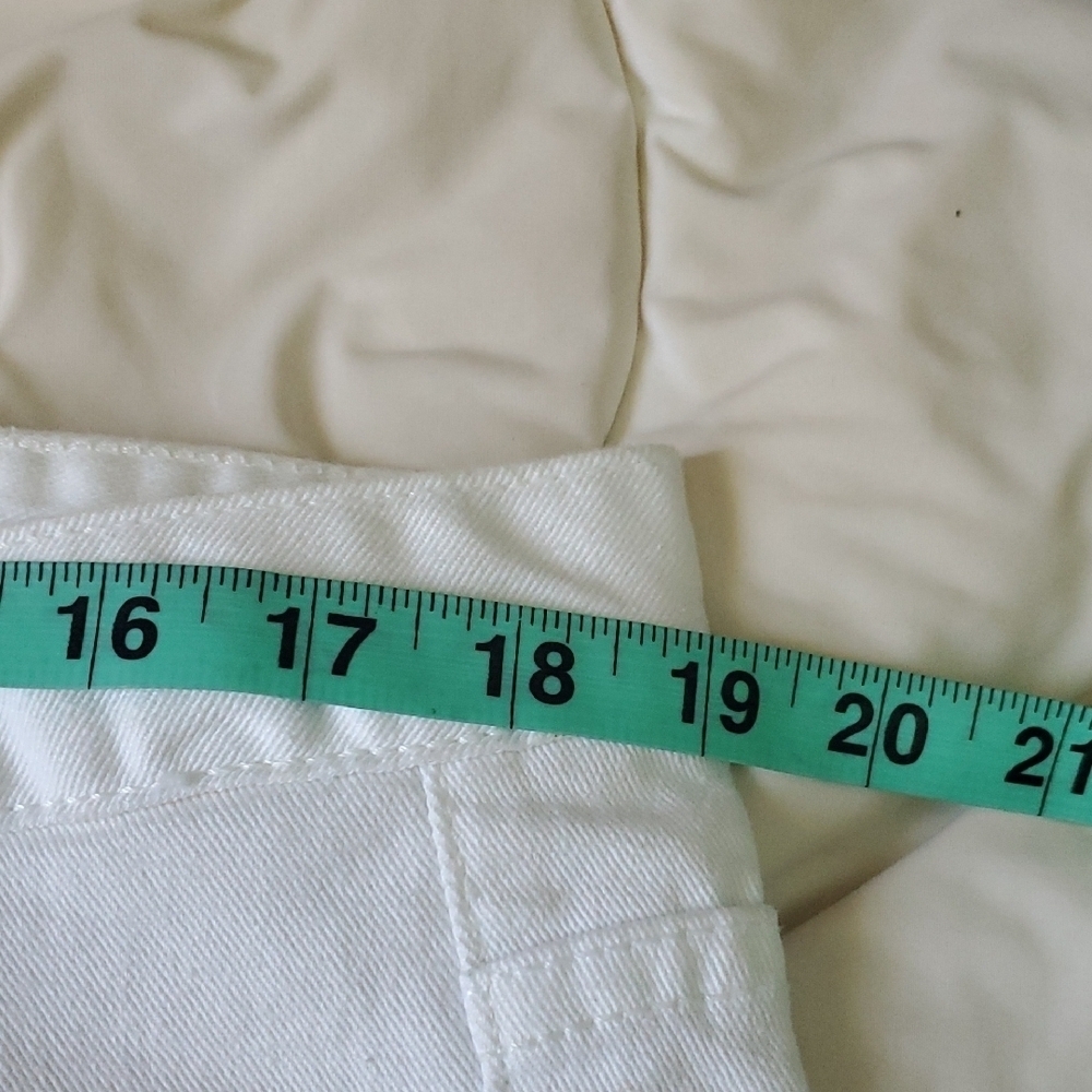 Calvin Klein Crisp White Jean Shorts - Picture 5 of 7